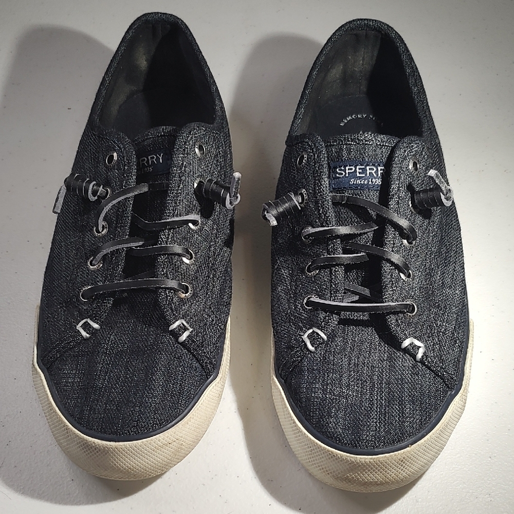 Sperry Black and Cream Boat Shoes with Classic Design